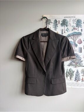BCBG Maxazria Pinstripe Short Sleeve Blazer Small